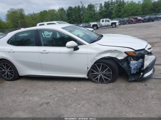 4T1T11BK3PU105645 Toyota Camry Se Awd