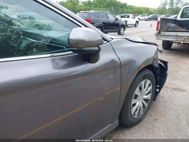 4T1B31HK4KU511360 Toyota Camry Hybrid Le