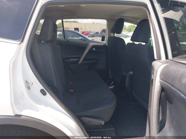 2T3WFREV9JW490324 Toyota Rav4 Adventure/xle