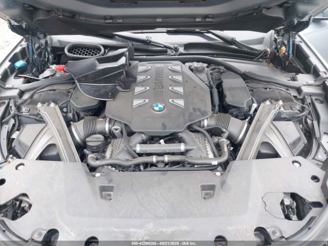 2023 BMW 760 WBA33EJ04PCM74863 Photo 9