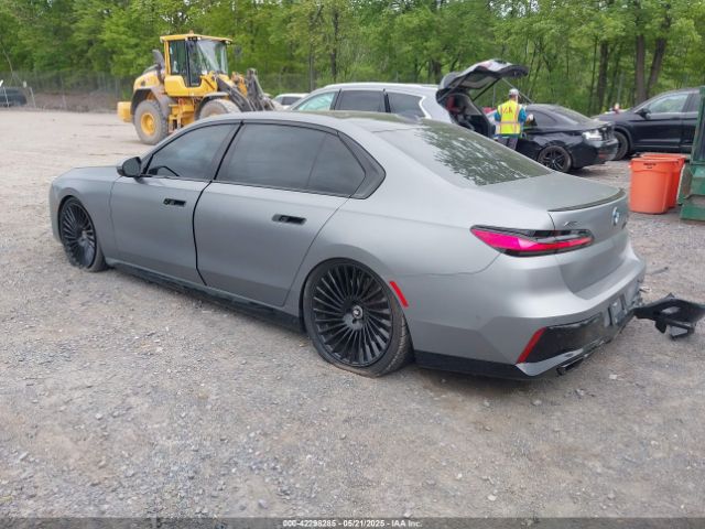 2023 BMW 760 WBA33EJ04PCM74863 Photo 2