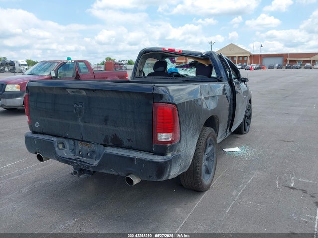 3C6JR6ATXEG310088 RAM 2014