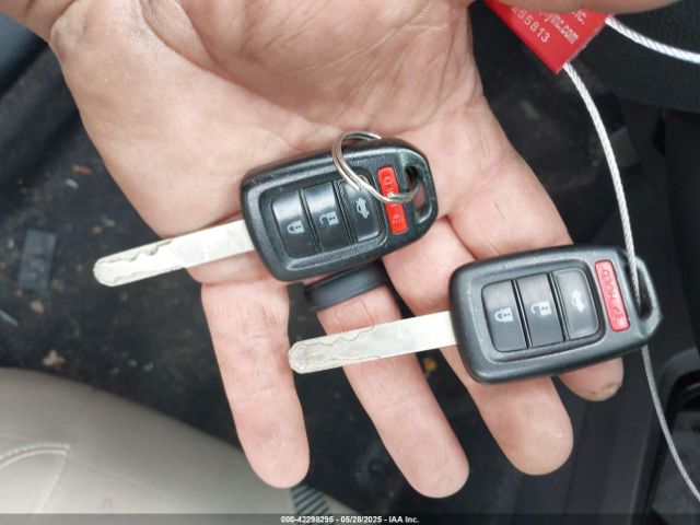 19XFC2F57GE044014 Honda Civic Lx