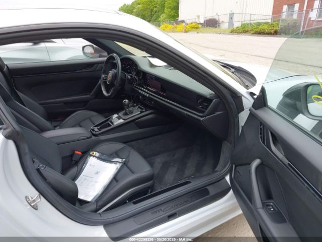 2024 PORSCHE 911 WP0AA2A91RS207170 Photo 4