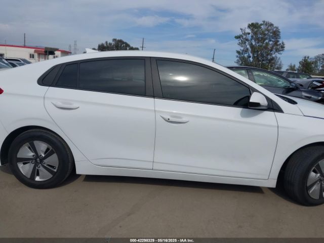 KMHC65LC3NU268499 Hyundai Ioniq Hybrid Blue