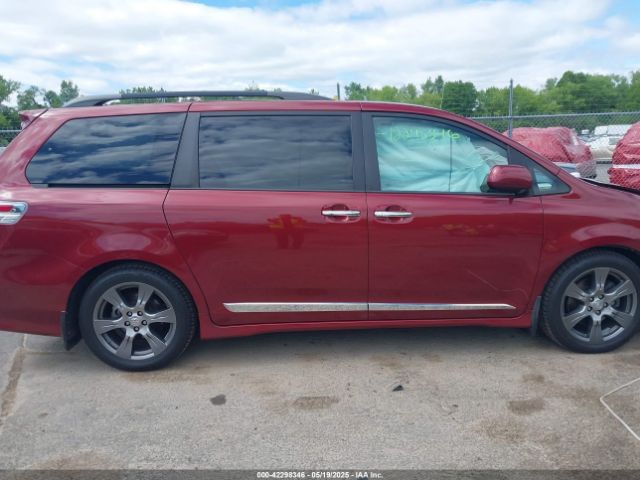5TDXZ3DC8HS843396 Toyota Sienna Se 8 Passenger