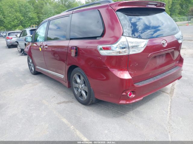 5TDXZ3DC8HS843396 Toyota Sienna Se 8 Passenger