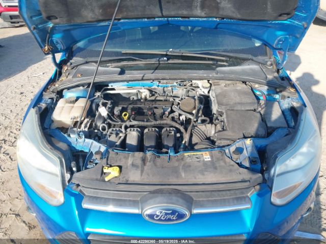 1FADP3K24EL180382 Ford FOCUS SE