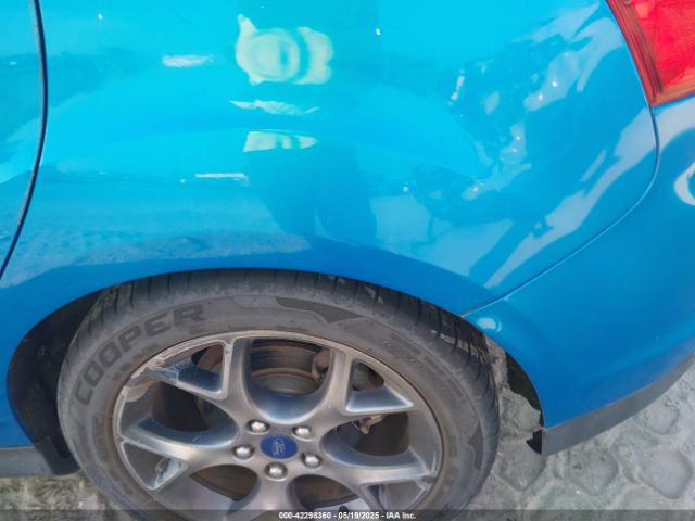 1FADP3K24EL180382 Ford FOCUS SE