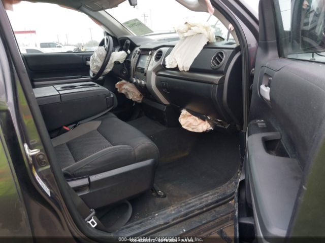 5TFUM5F16EX052444 Toyota Tundra Sr5 4.6l V8