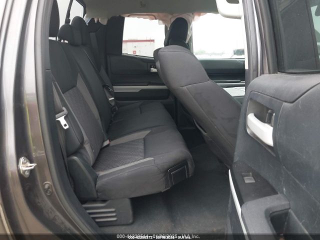 5TFUM5F16EX052444 Toyota Tundra Sr5 4.6l V8