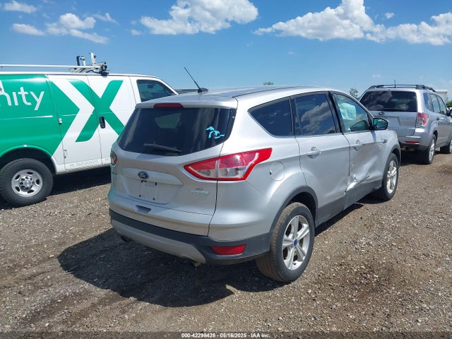1FMCU0GX1FUA40556 Ford ESCAPE SE