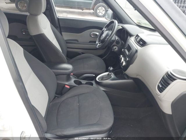 KNDJN2A21E7057727 KIA Soul
