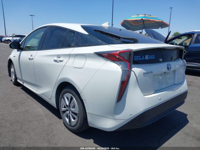 JTDKARFUXJ3055253 Toyota Prius Three