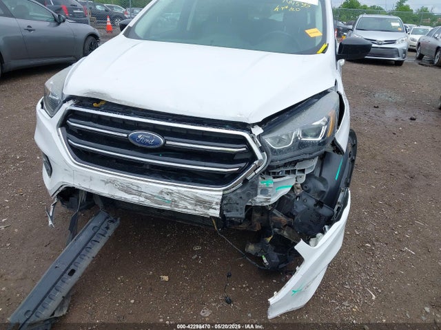 Ford ESCAPE SE 2019 1FMCU0GD9KUB14208 Image 6
