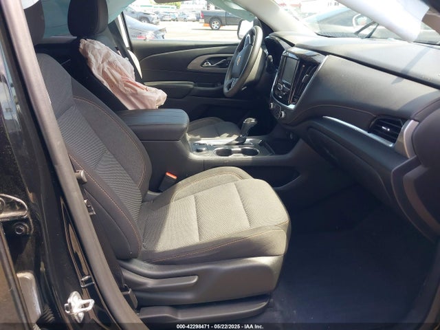 1GNERFKWXKJ247756 Chevrolet Traverse Ls