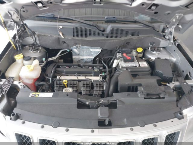 1C4NJCBA2FD156097 Jeep Compass Sport