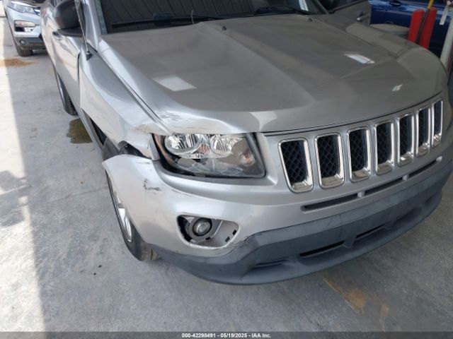 1C4NJCBA2FD156097 Jeep Compass Sport