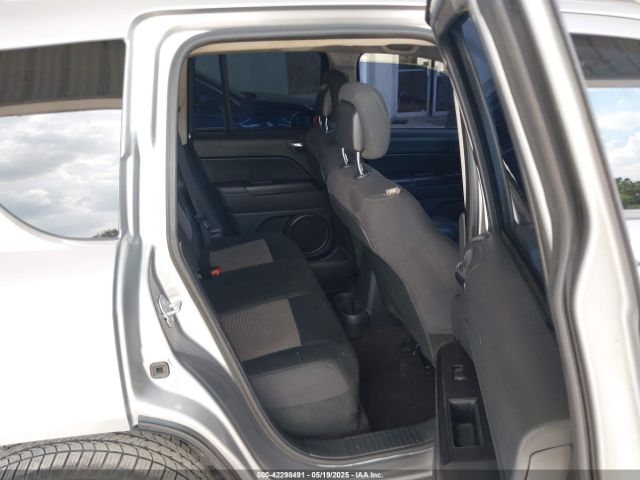 1C4NJCBA2FD156097 Jeep Compass Sport