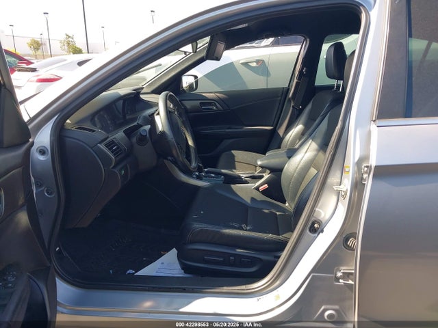 1HGCR2F5XHA136564 Honda k24w1