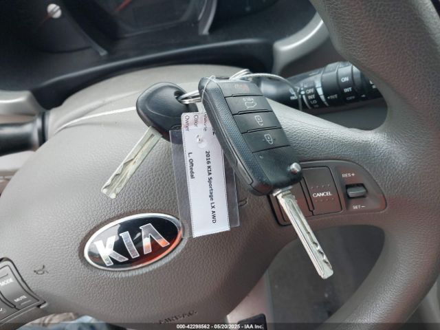 KNDPBCAC5G7807375 KIA Sportage Lx