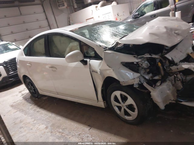 Toyota Prius Two 2015 JTDKN3DU1F0433909 Image 12