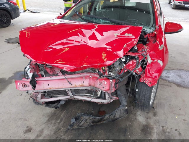 JTDKDTB32E1562747 Toyota Prius C Four