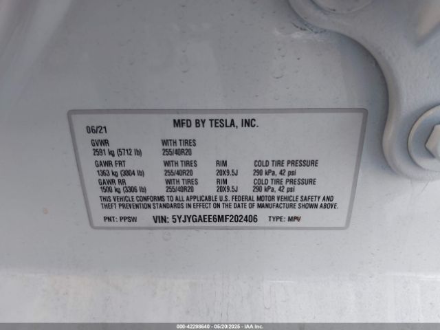 2021 TESLA MODEL Y 5YJYGAEE6MF202406 Photo 8