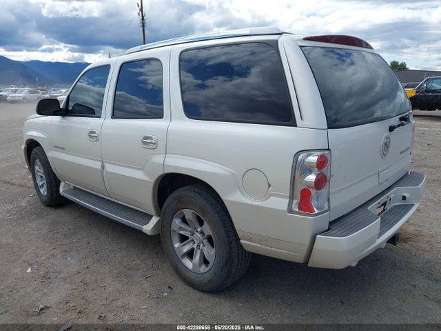 2004 CADILLAC ESCALADE 1GYEK63N74R291571 Photo 2