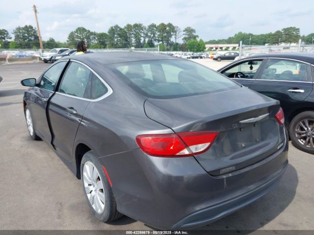1C3CCCFB1FN665391 Chrysler 200 LX
