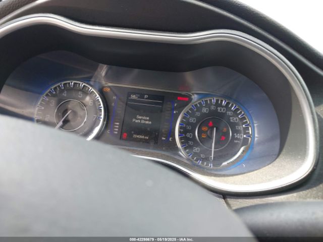 1C3CCCFB1FN665391 Chrysler 200 LX