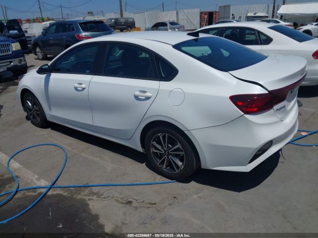 3KPF24AD3RE720443 KIA mpi nu
