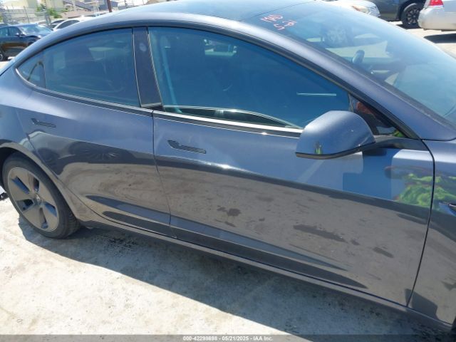 5YJ3E1EB3PF698548 Tesla MODEL 3