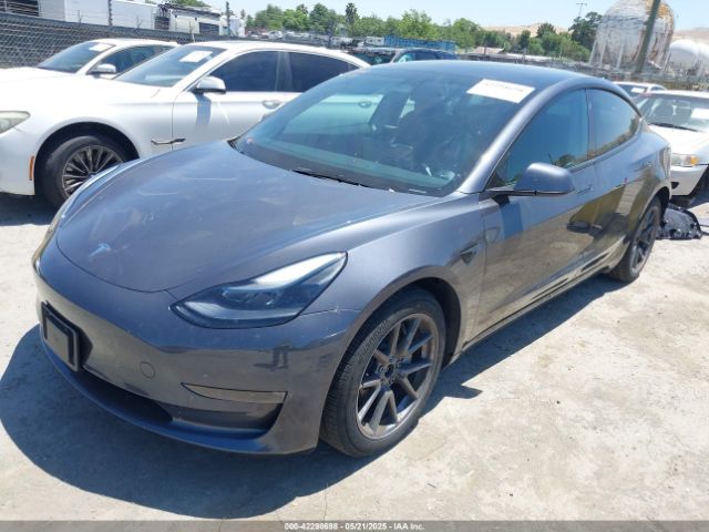 5YJ3E1EB3PF698548 Tesla MODEL 3
