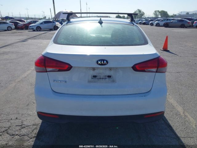 3KPFK4A70HE050732 KIA FORTE LX