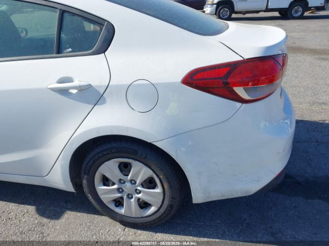 3KPFK4A70HE050732 KIA FORTE LX