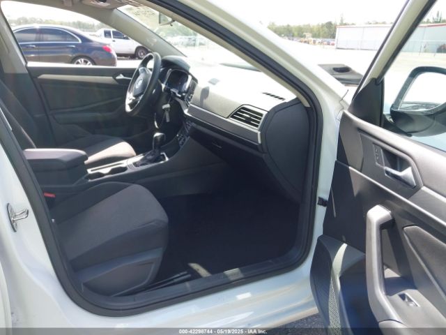 2020 VOLKSWAGEN JETTA 3VWC57BU8LM079178 Photo 4