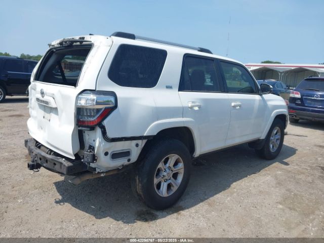 2023 TOYOTA 4RUNNER JTEFU5JR3P5294222 Photo 3