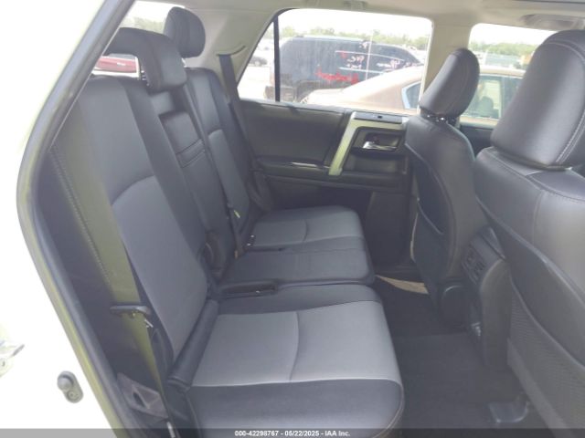 2023 TOYOTA 4RUNNER JTEFU5JR3P5294222 Photo 7