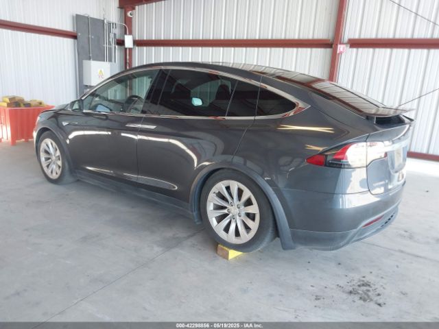 2016 TESLA MODEL X 5YJXCBE20GF016559 Photo 2