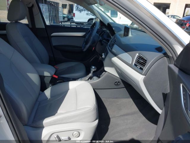 WA1GFCFS8GR007138 Audi Q3 2.0t Premium Plus