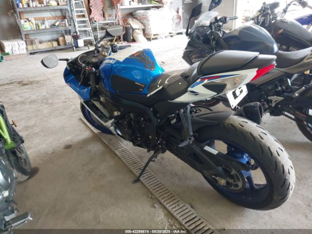 2024 SUZUKI GSX-R600 JS1GN7FA3R7100939 Photo 2