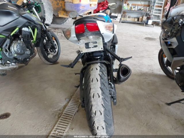 2024 SUZUKI GSX-R600 JS1GN7FA3R7100939 Photo 5