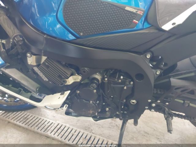 2024 SUZUKI GSX-R600 JS1GN7FA3R7100939 Photo 8