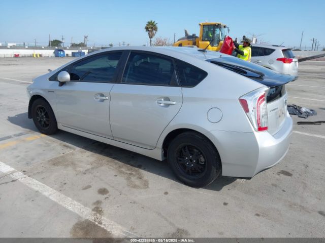 JTDKN3DU3E0378748 Toyota Prius Four