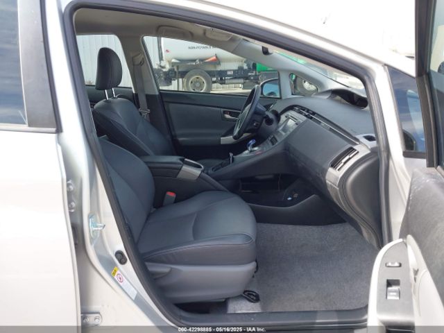 JTDKN3DU3E0378748 Toyota Prius Four