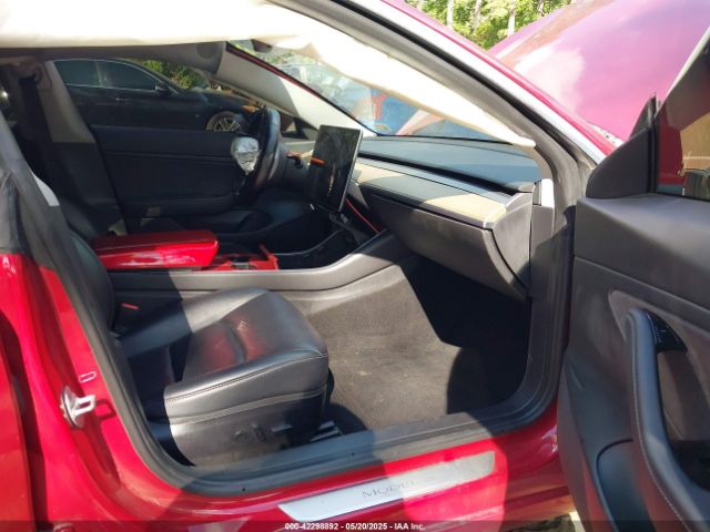2018 TESLA MODEL 3 5YJ3E1EBXJF133625 Photo 4