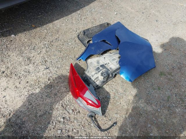 5NPD84LF3HH060256 Hyundai ELANTRA SE