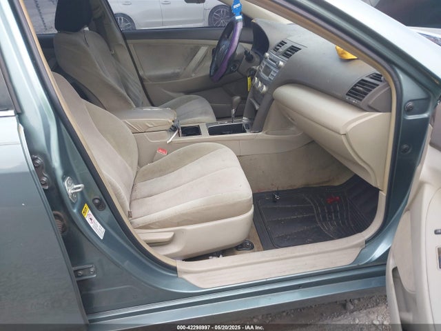 2011 Toyota Camry Le მანქანა იყიდება აუქციონზე, vin: 4T1BF3EK8BU723900, აუქციონის ნომერი: 42298997