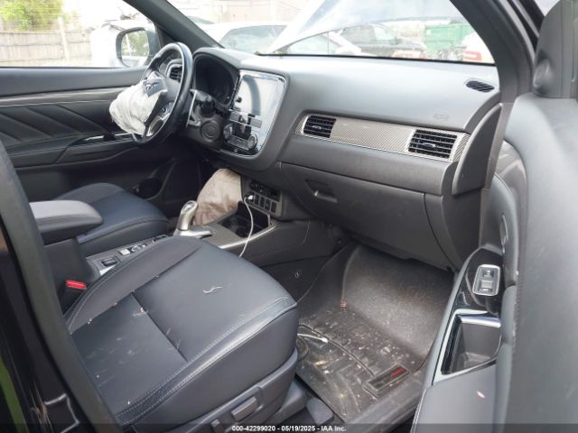 2019 MITSUBISHI OUTLANDER PHEV JA4J24A55KZ037103 Photo 4